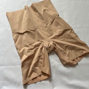 Knix XL Highrise shaper short